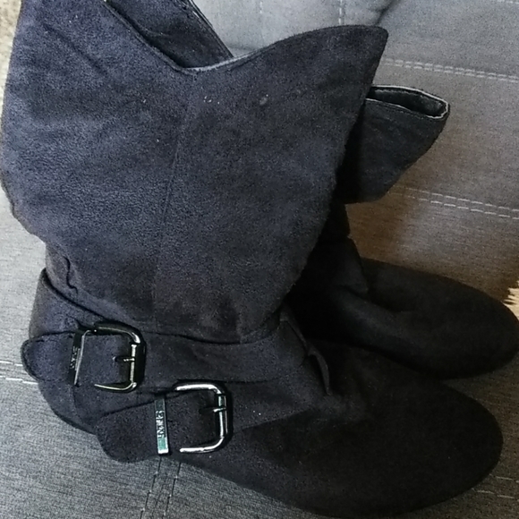 Booties - Picture 3 of 3